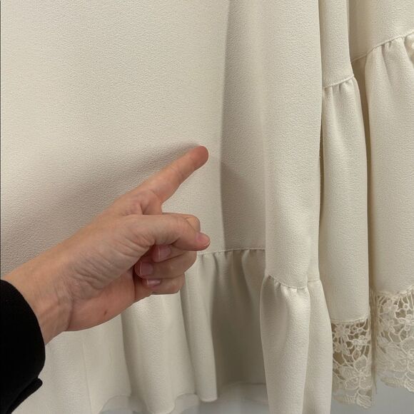 See By Chloe Top With Wide Lace Sleeves Size 36 - Picture 6 of 15